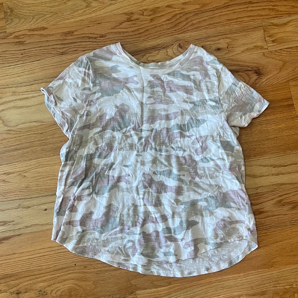 I am selling a size Xl camo tshirt! It is from old navy!